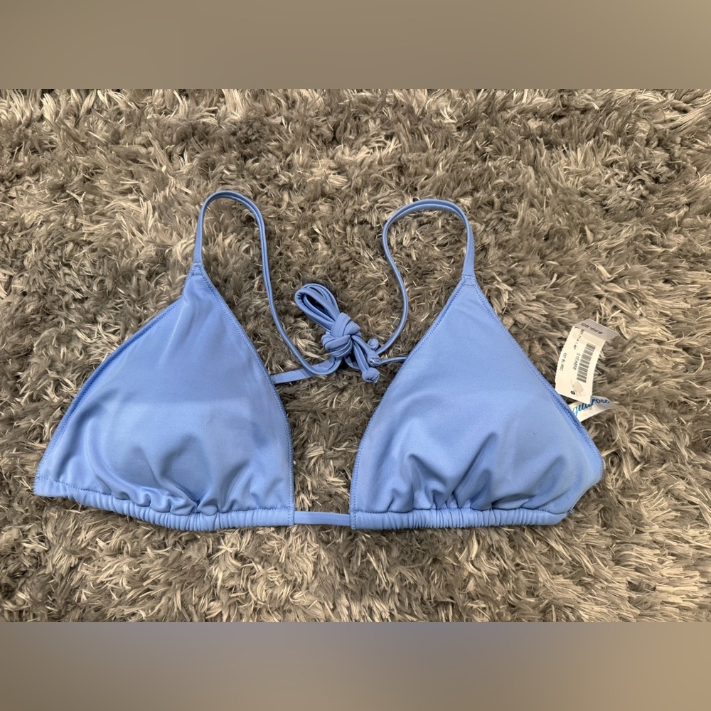 NWT Aquarose bikini top